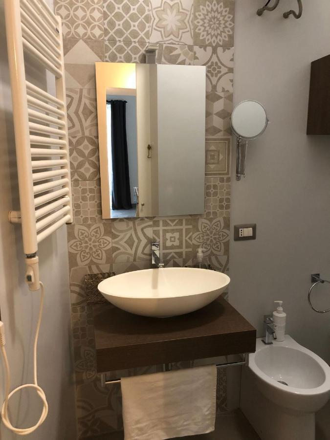 City Center Apartment Da Felu Palermo Buitenkant foto