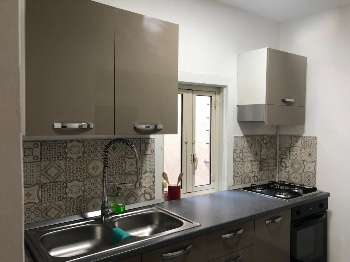 City Center Apartment Da Felu Palermo Buitenkant foto