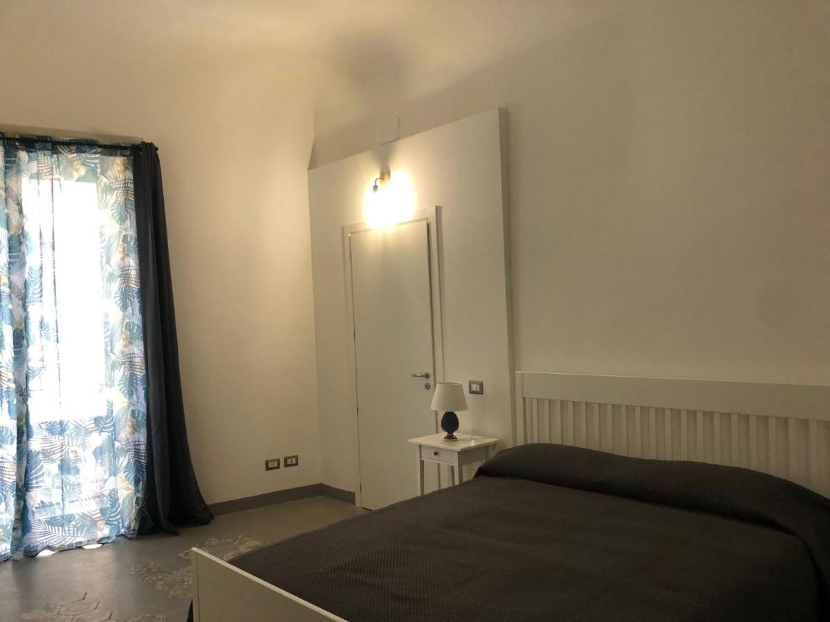 City Center Apartment Da Felu Palermo Buitenkant foto